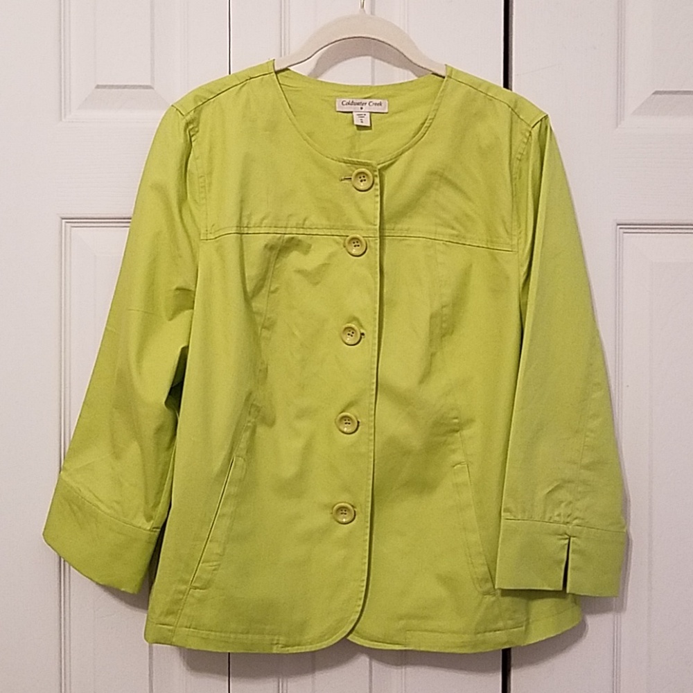 Green Jacket with 3/4 length sleeves